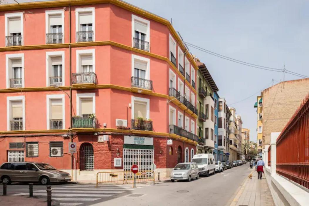 Room With Private Bathroom And Balcony Nearby The Mercado Central, Center And Beach Alicante Exterior foto
